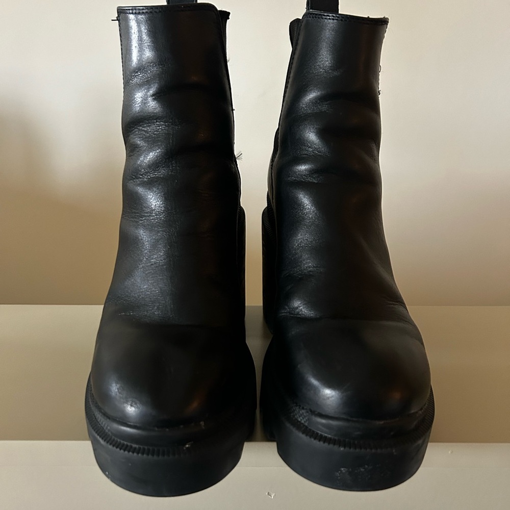 Steve Madden Roxie Booties - Picture 6 of 7